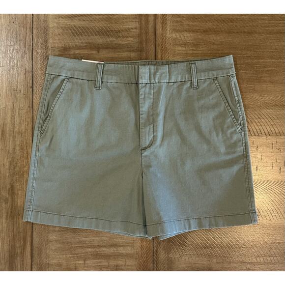 NWT Gloria Vanderbilt Mid-Rise Stretch Twill Chino 5" Inseam Green Short Size 14 - Picture 13 of 13